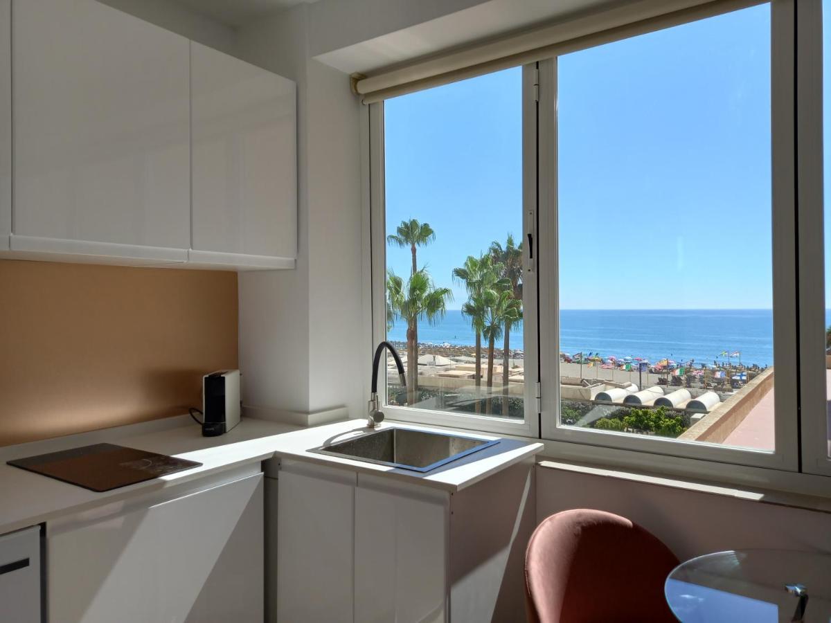 Torremolinos,Estudio Junto Al Mar En La Carihuela מראה חיצוני תמונה